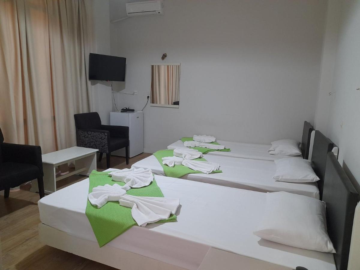 City Center Hotel 칼라마타 외부 사진